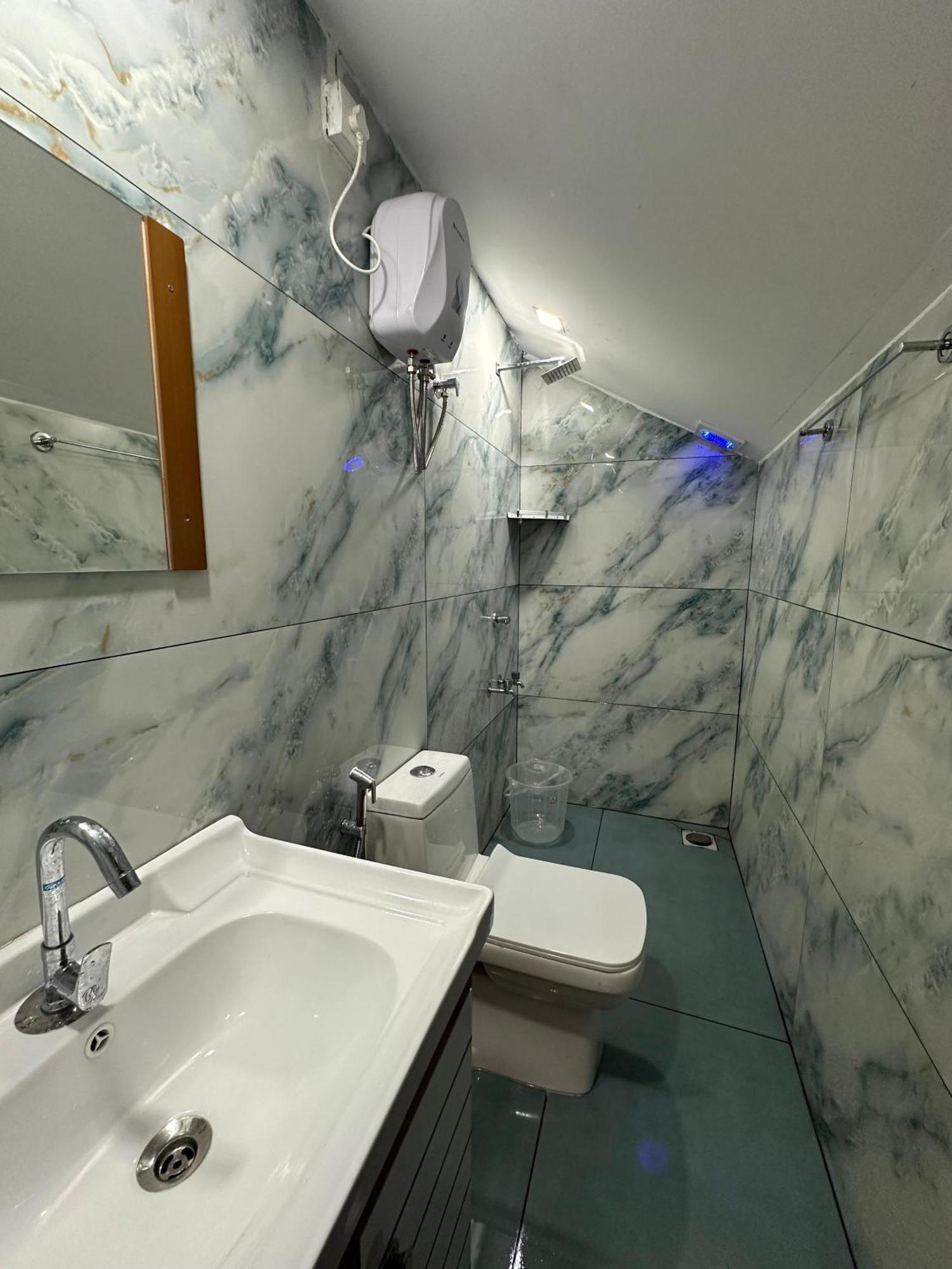 Wildglamps Athirappilly Hotell Eksteriør bilde